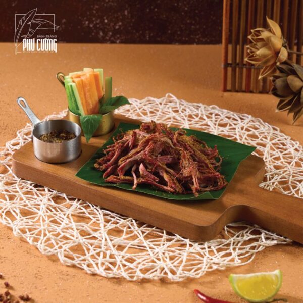 Bò xé dẻo chấm muối trứng kiến