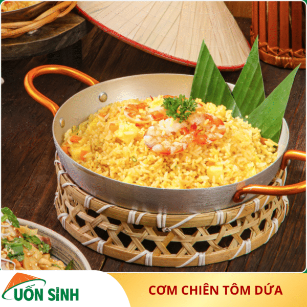 Cơm chiên tôm dứa